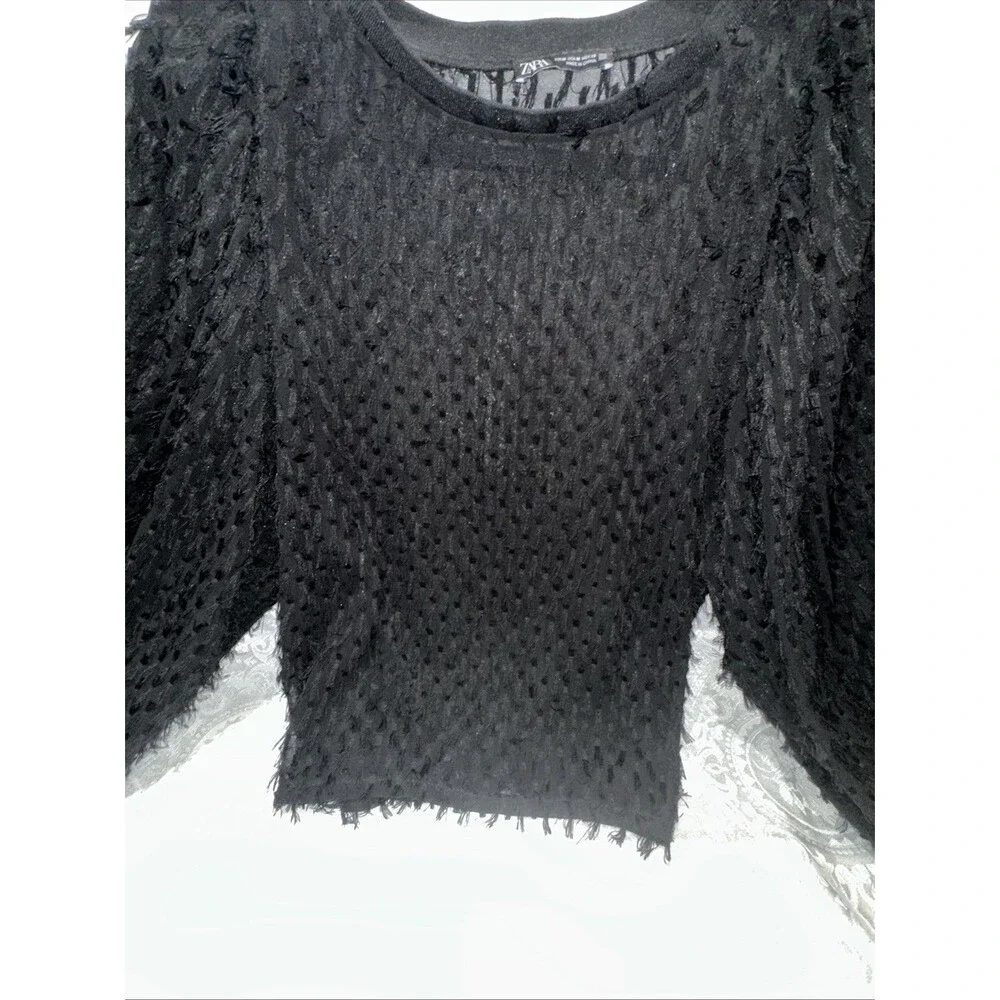Zara SZ M BLACK LANTERN SLEEVE FUZZY TOP